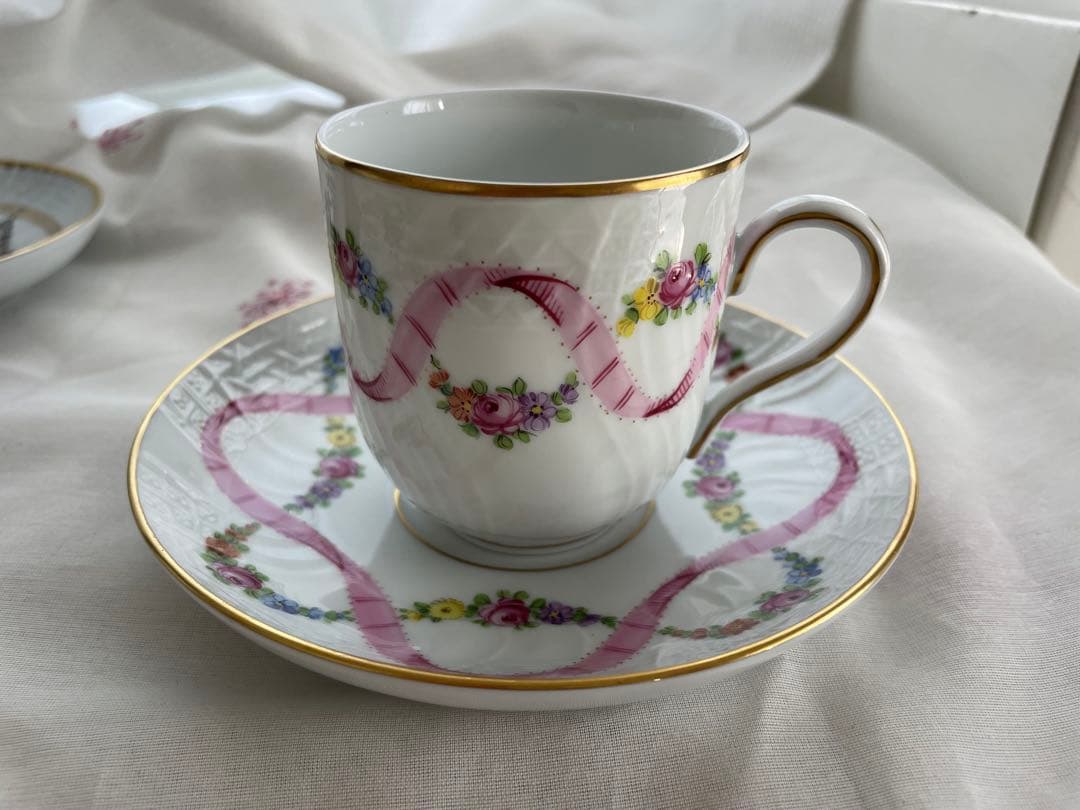 ドイツ ドレスデン（旧カールティーメ工房）Dresden ティーカップ