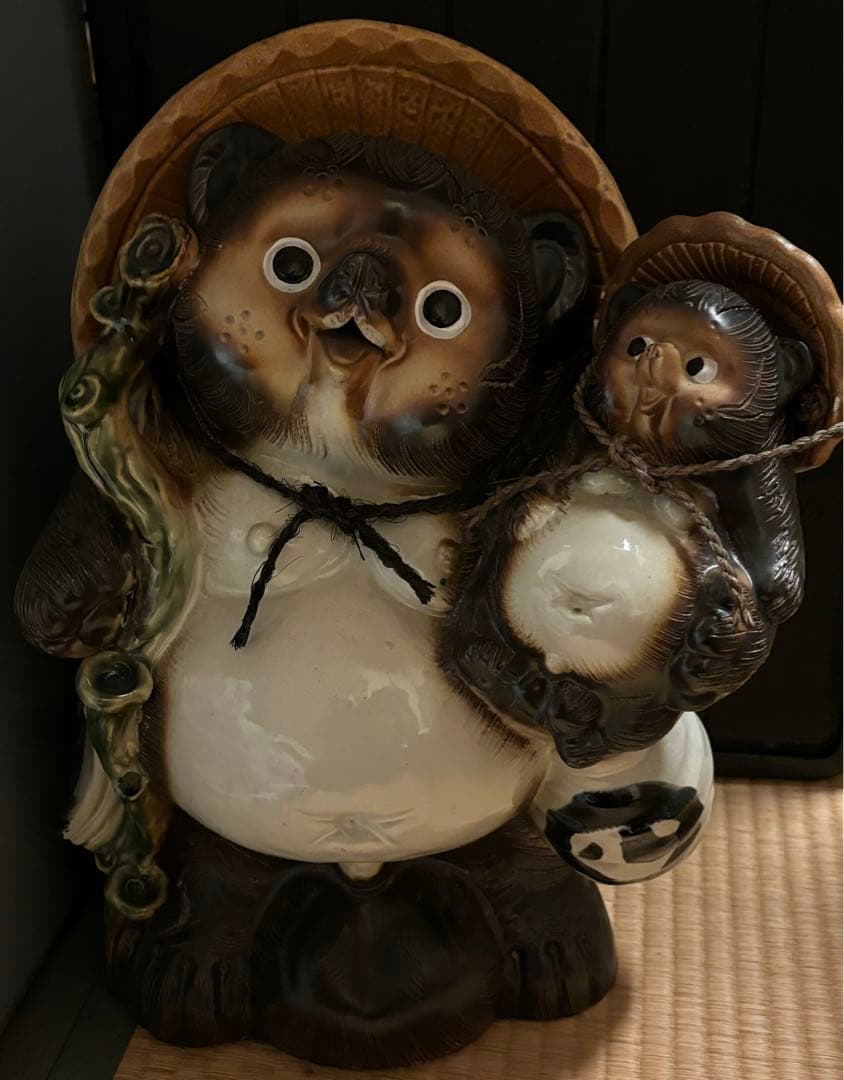 信楽焼　陶器製　たぬきの置物 レトロ　　縁起物　アンティーク 信楽焼 13号福ひねり狸 たぬき タヌキ 開運 縁起物 可愛い 陶器 商売