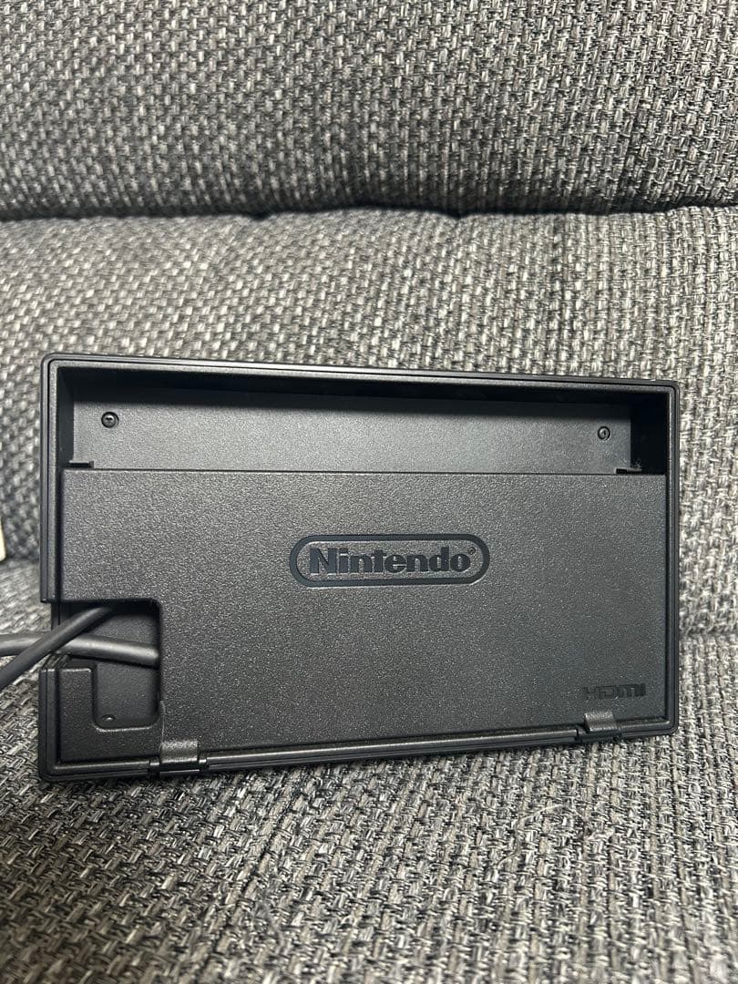 Nintendo Switch ポケモンイーブイ・ピカチュウデザイン 本体