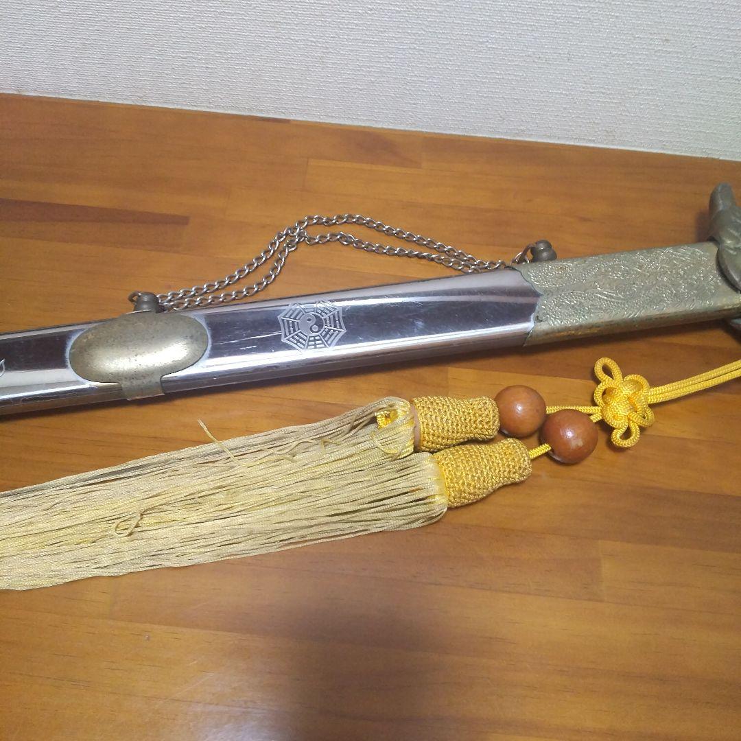 中国剣 装飾的な武器 赤い宝石付き