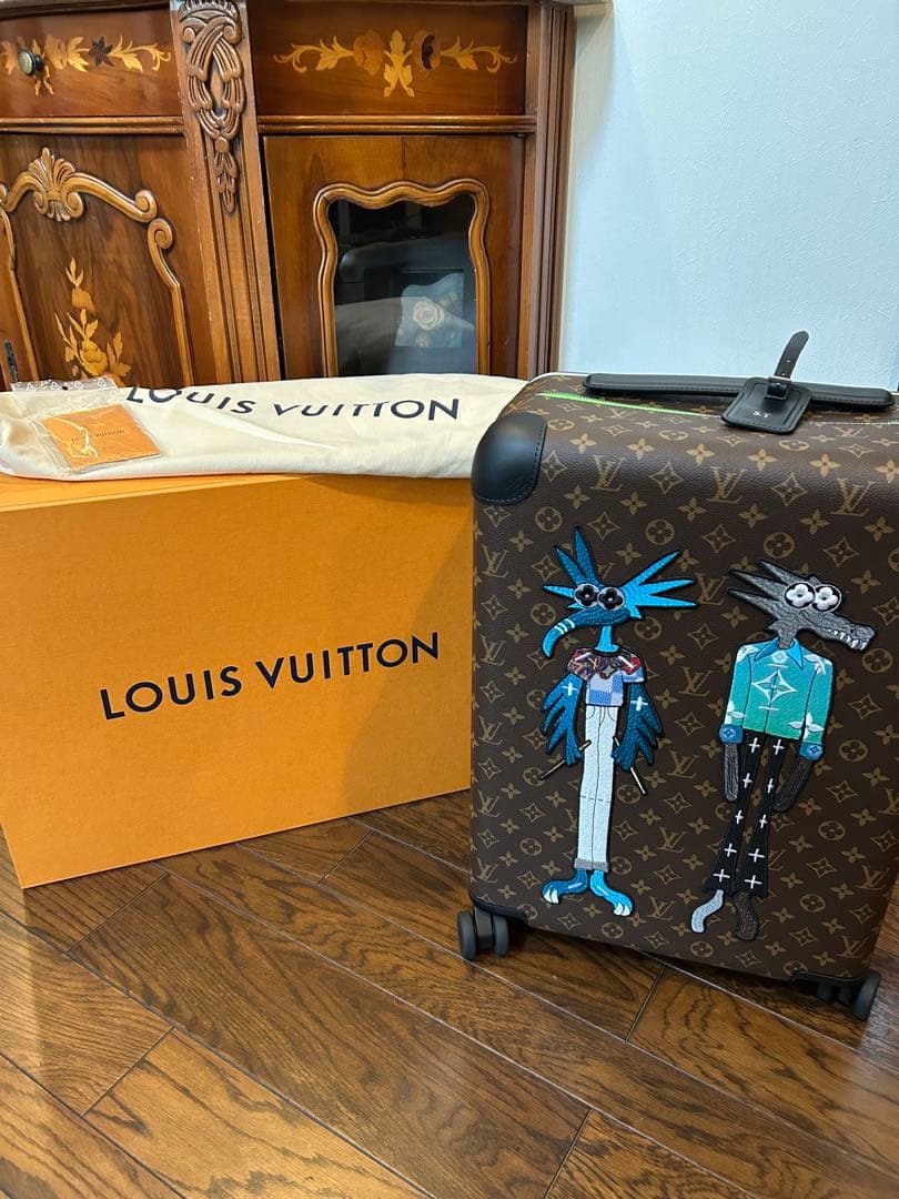 お値下げしました。 ルイヴィトン　ホライゾン55 限定 お値下げしましたルイヴィトンホライゾン55 限定