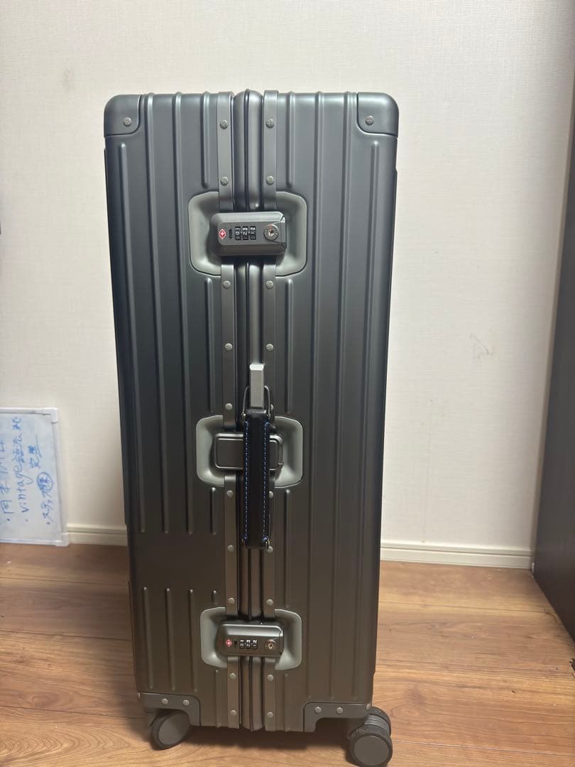 innovator アルミスーツケース INV7811STP Cool Gray 楽天市場