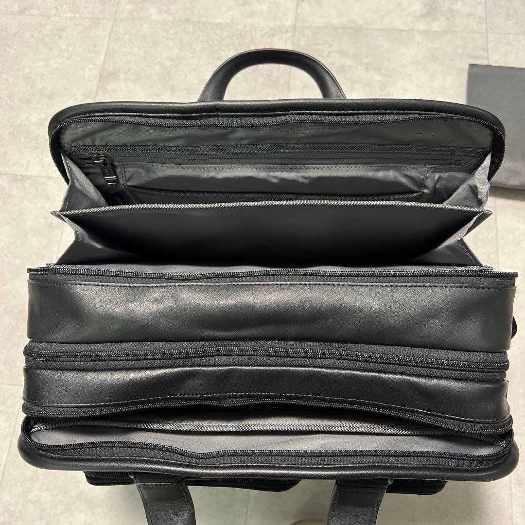 新品未使用　TUMI エクスパンダブル　ラップトップブリース　ALPHA