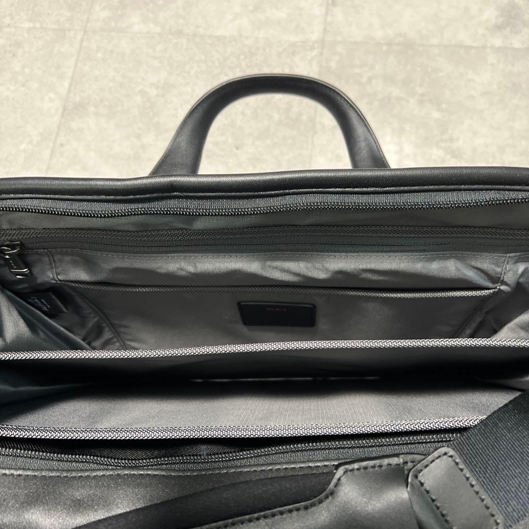新品未使用　TUMI エクスパンダブル　ラップトップブリース　ALPHA