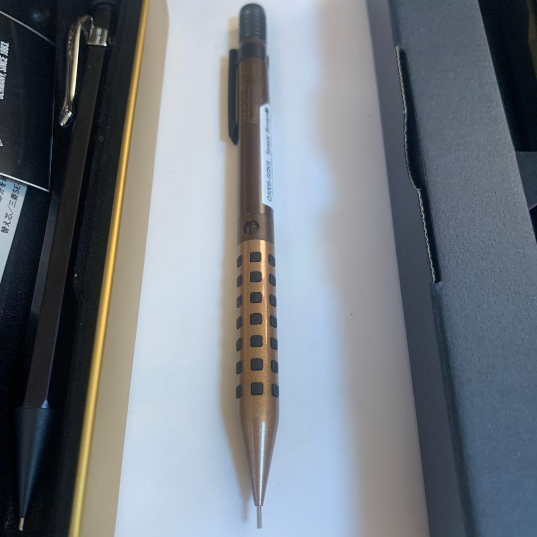 J*様 NOMADIC PF−05L 3階建て カヴェコ クルトガダイブ シーサ 新色】