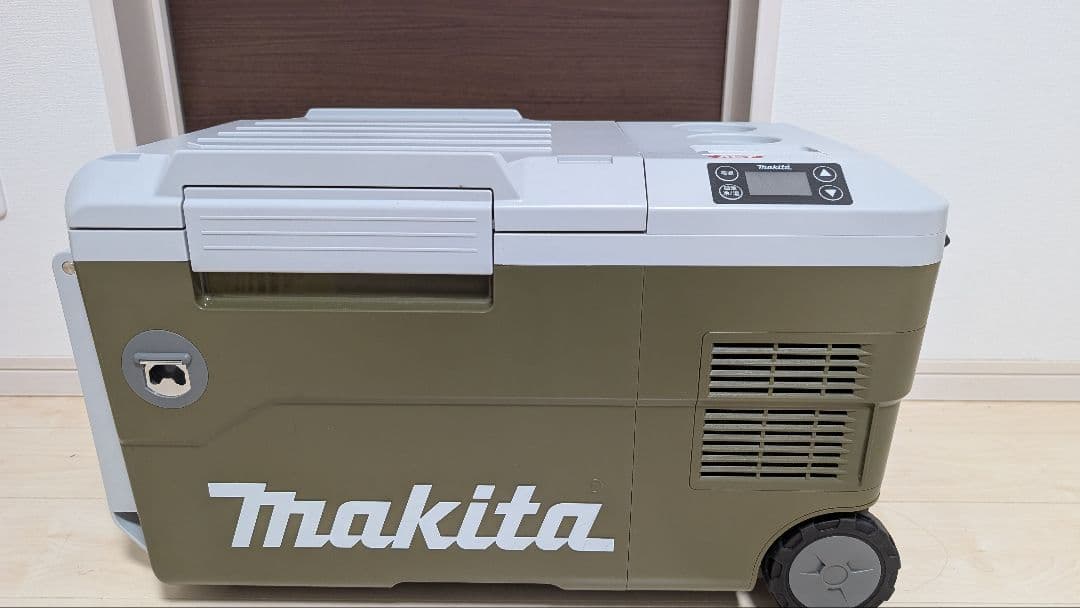 マキタ CW001GZO 充電式保冷庫 20L