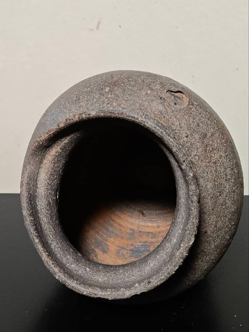 姿形の好い新羅から高麗の壺 須恵器 新羅 高句麗 高麗 片口壺