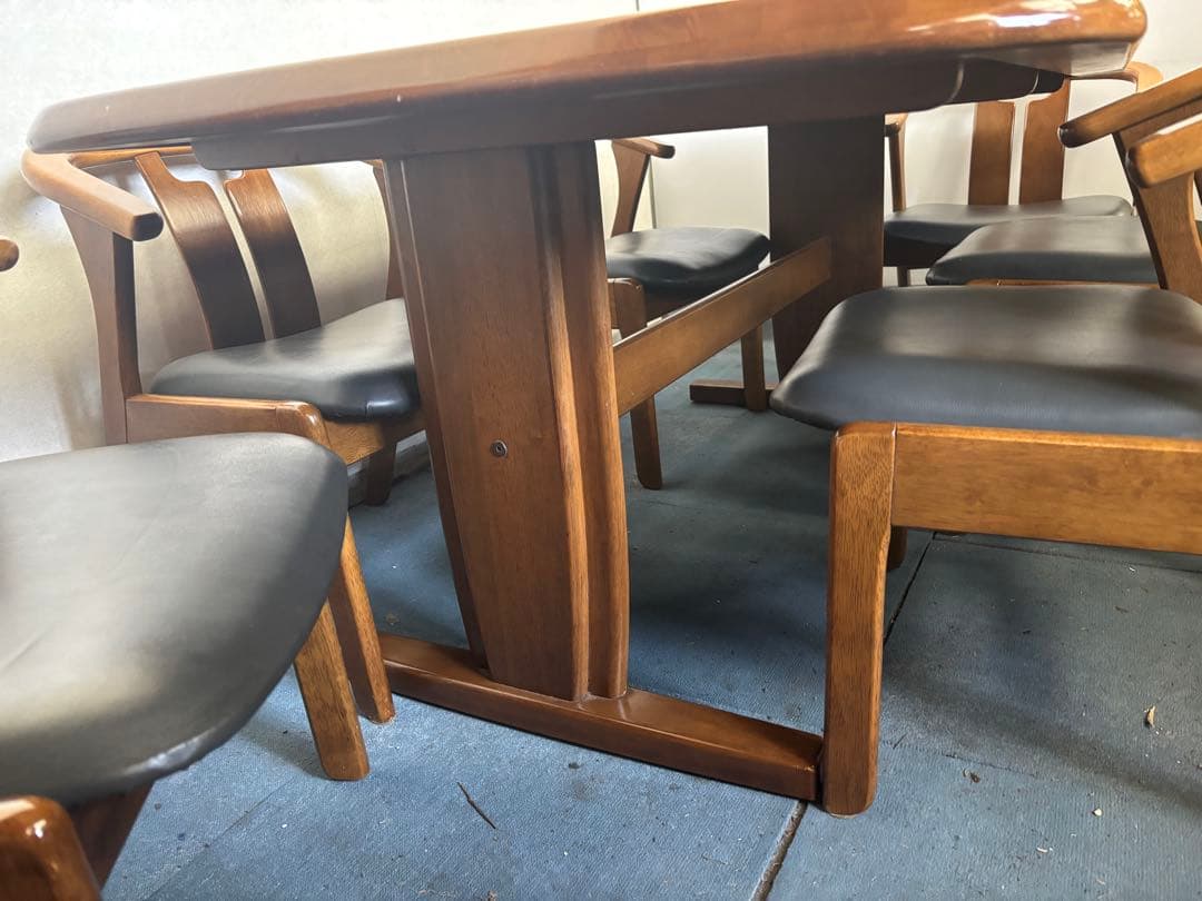 ダークブラウン木製ダイニングテーブルと椅子6脚セット 岐阜県揖斐郡池田町まで