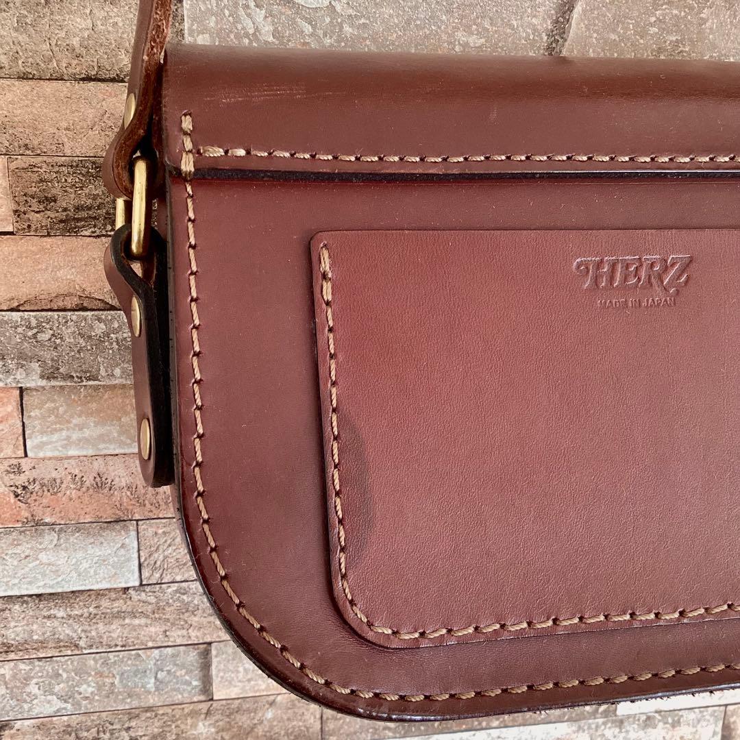 HERZ ラティーゴレザー　 フラップショルダーバッグ　CP-80 チョコ