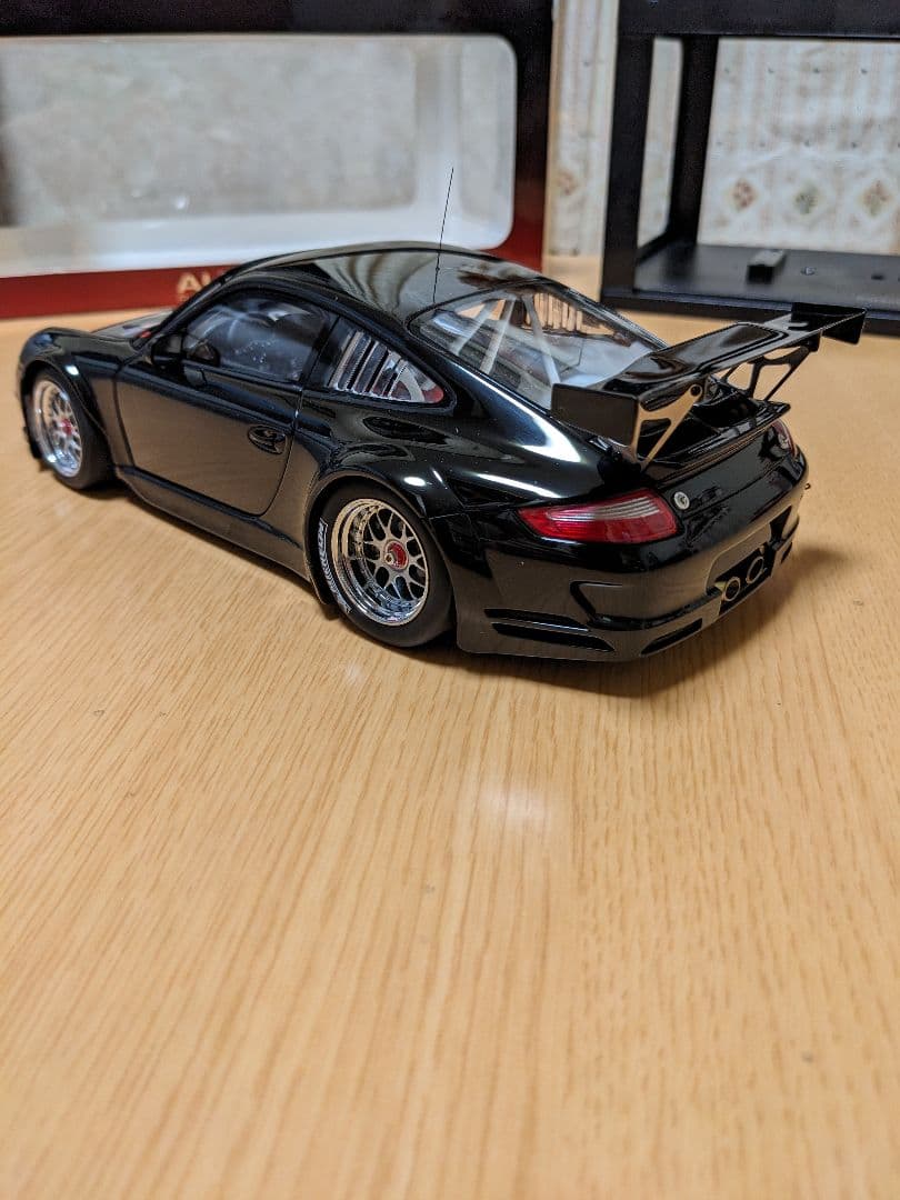 オートアート1/18 ポルシェ911(997)GT3 RSR