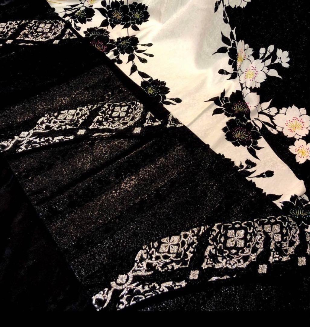 美品】モノトーン 桜模様 正絹振袖 成人式