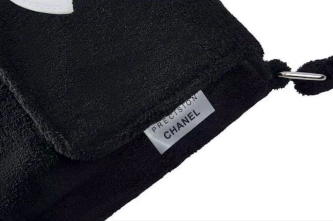 CHANEL ブラック ショルダーバッグ