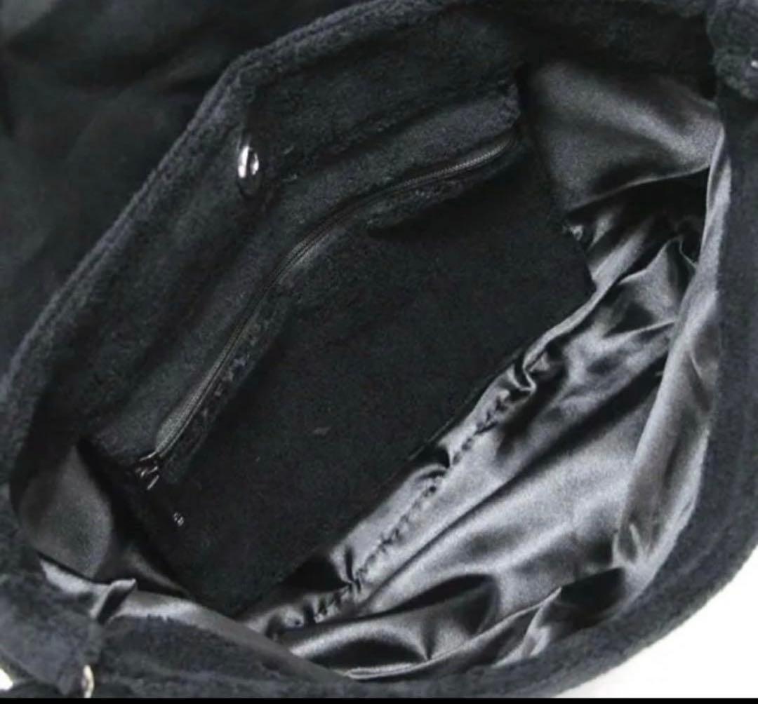 CHANEL ブラック ショルダーバッグ