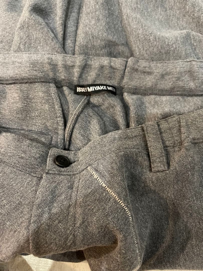 カ*カ様 ✨美品✨ISSEY MIYAKE MEN サルエルパンツ グレー