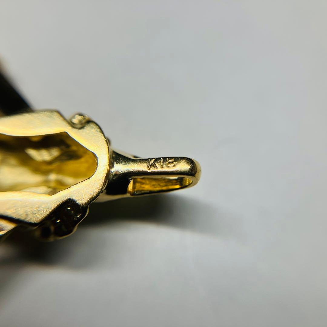 胸元で踊るピエロのダイヤペンダントトップ#652