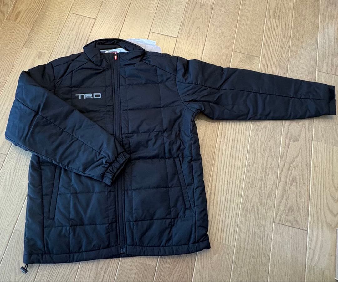 TRD ブラックジャンパー 中綿入り 未使用 TOYOTA TRD 中綿ジャケット ブラック XL 公式 企業物