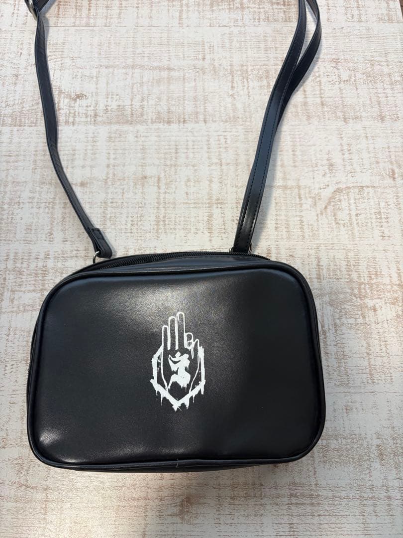 真天地開闢集団 ジグザグ 守護皮革袋 ショルダーバッグ - メルカリ