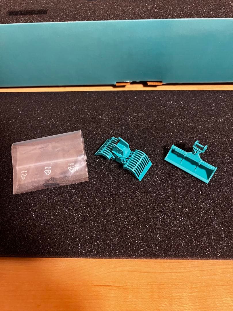 400台限定‼️コベルコ　SK210LC-11 1/50 コレクターエディション