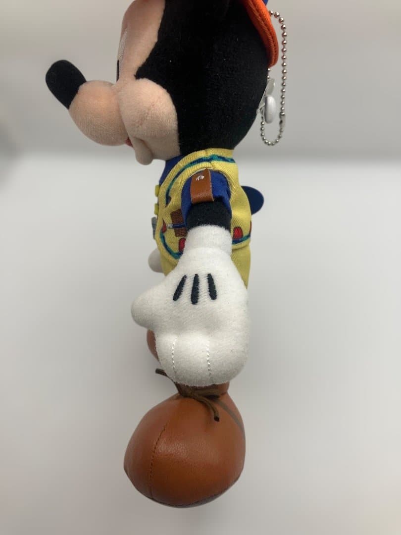 ディズニー トレイル ミッキー ミニー ぬいば ぬいぐるみバッジ