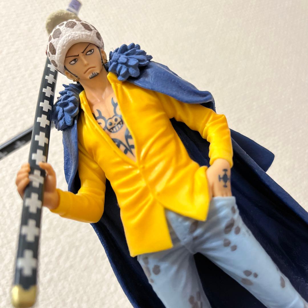 ワンピース トラファルガー・ロー フィギュア2点セット - メルカリ
