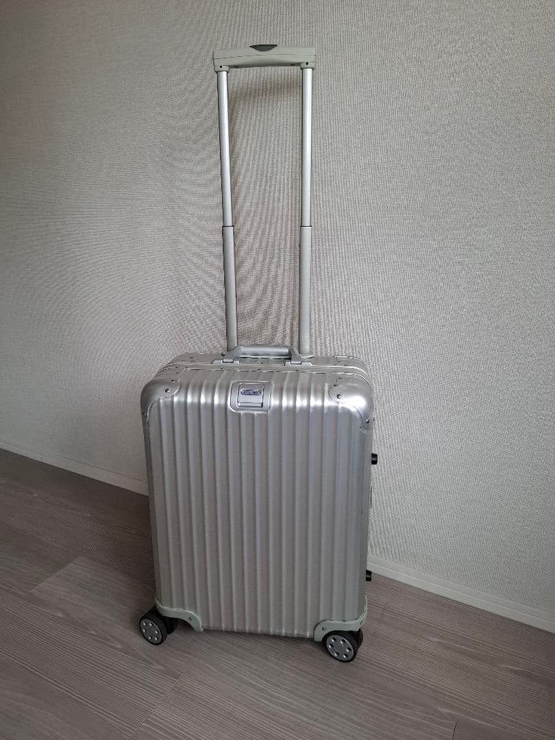 リモワ「トパーズ」48L 4輪シルバー Amazon | RIMOWA リモワ Topas トパーズ 34L Cabin MultiWheel IATA