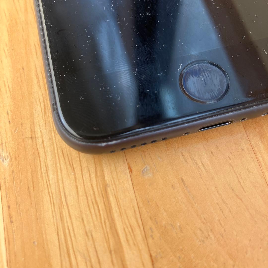 iPhone 8 ブラック 本体