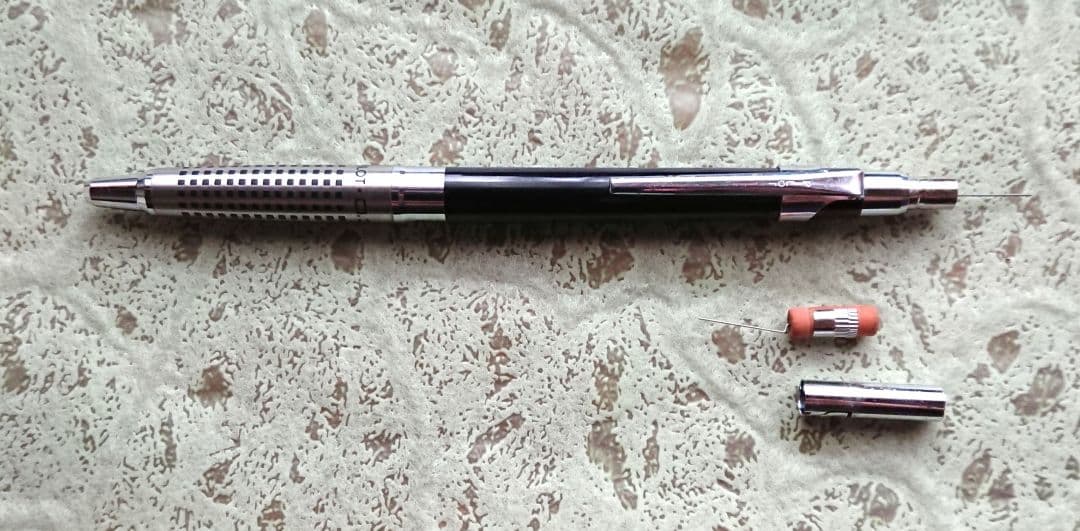 廃番 ダブルノック】PILOT 0.3 シャープペンシル本体 - メルカリ