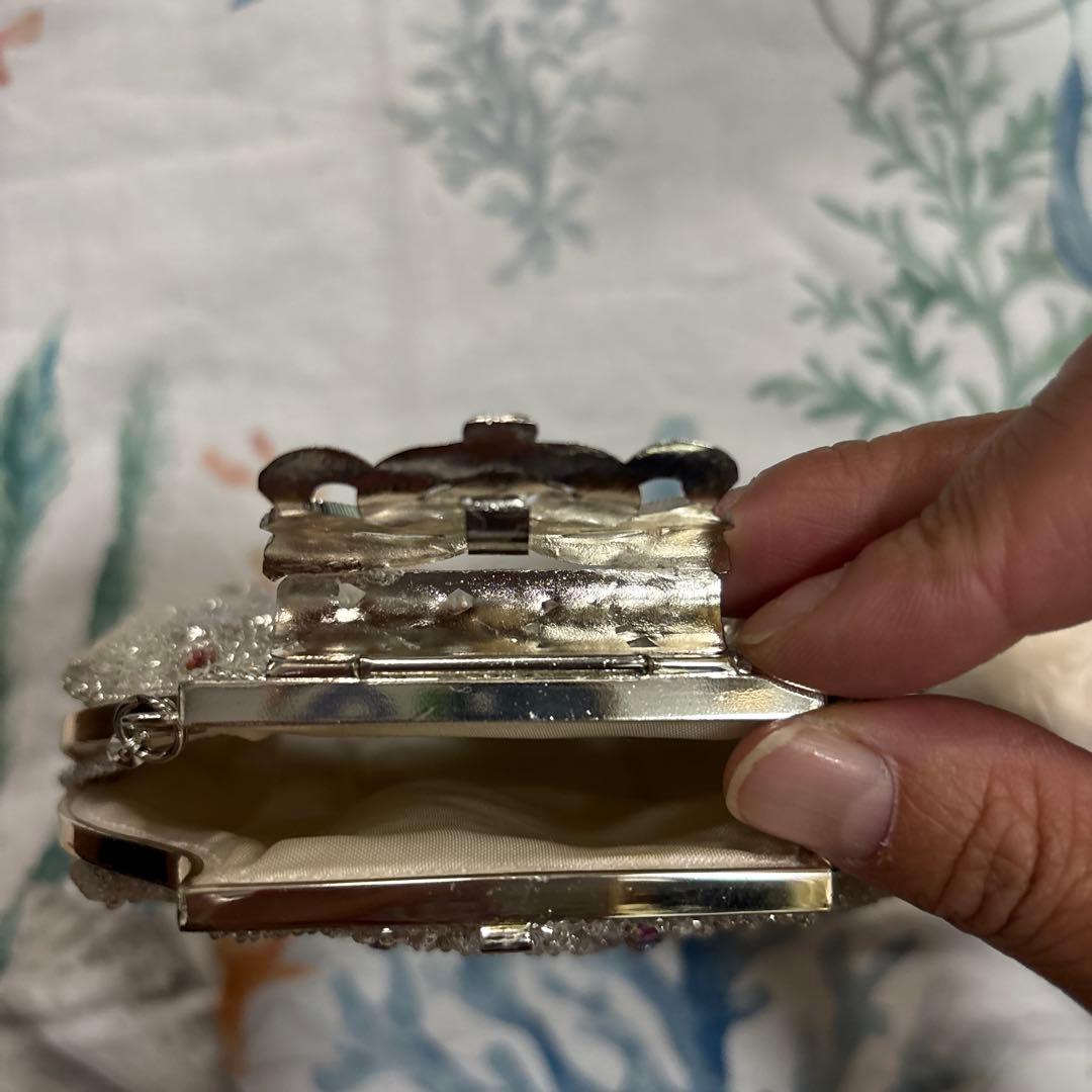 LUMY はしもと　高級シルバー ビーズ装飾 パーティーバッグ皇室御用達　未使用