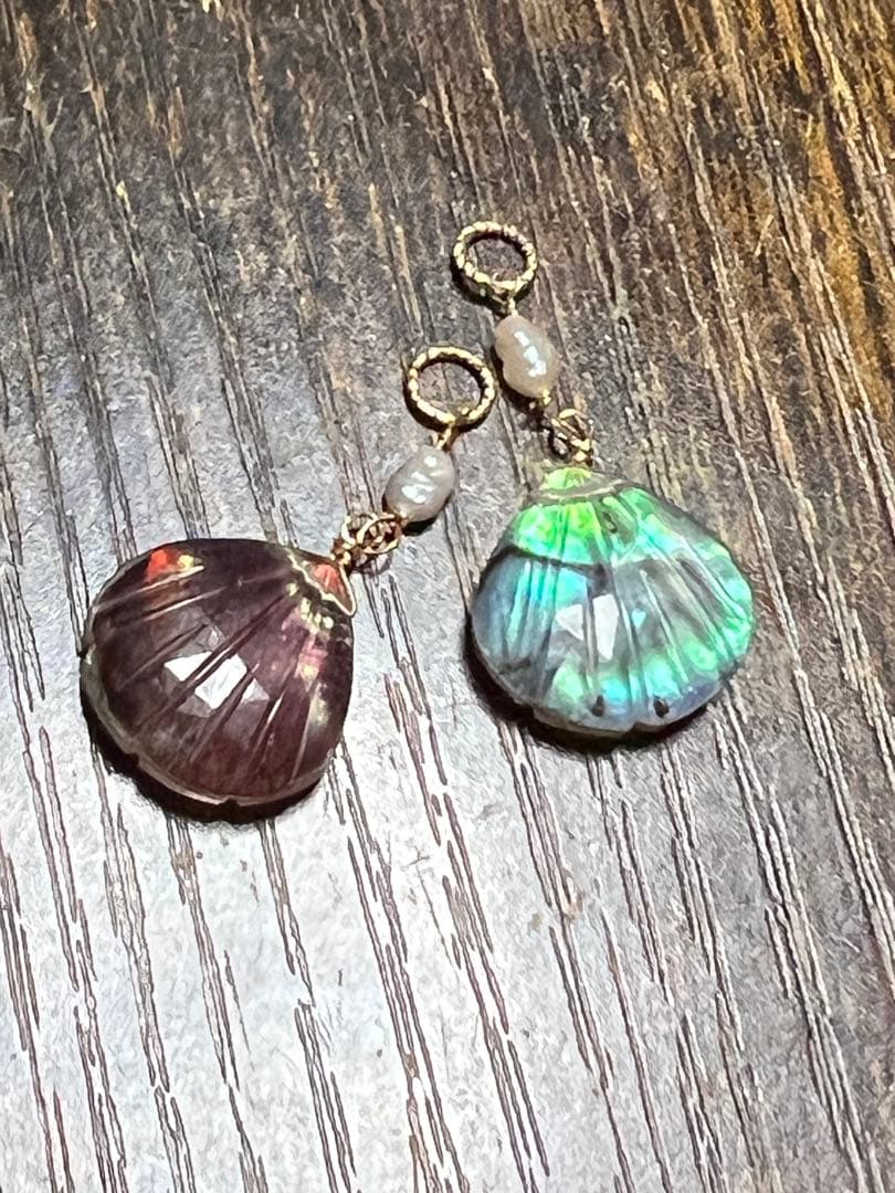 Kaya❤️ 両面別カラーアバロン　カービング　マルチフローライト14kgf