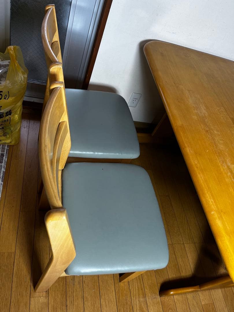 引き取り限定★ダイニングテーブル✖️椅子4脚セット
