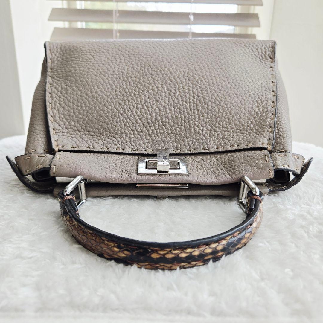 ⭐FENDI⭐ フェンディ ピーカブー ミニ ダブグレー ハンドバッグ