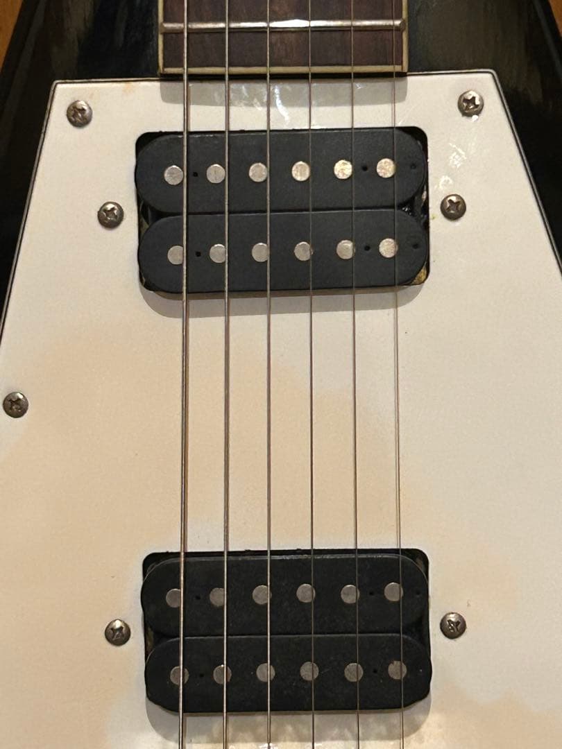 ぼ*ま様 追加値下げ！Flavor フライングV タイプ エレキギター flyi