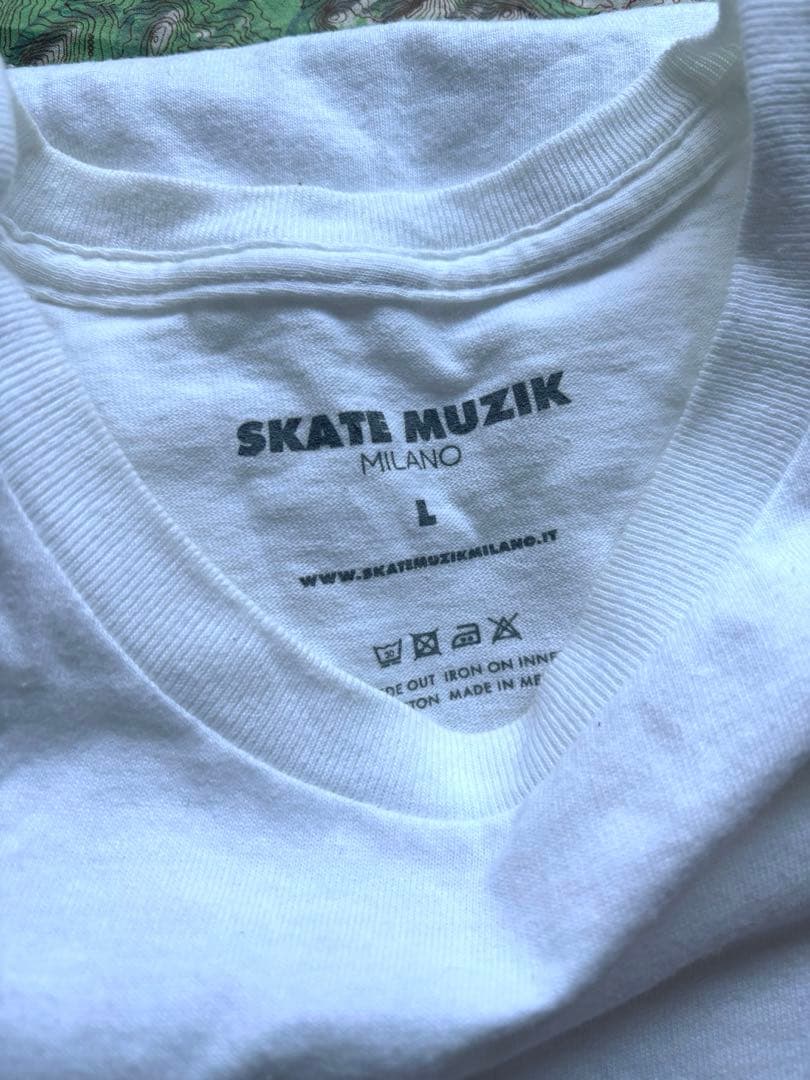 SKATE MUZIK LISTEN TO SADE Tシャツ Lsupreme