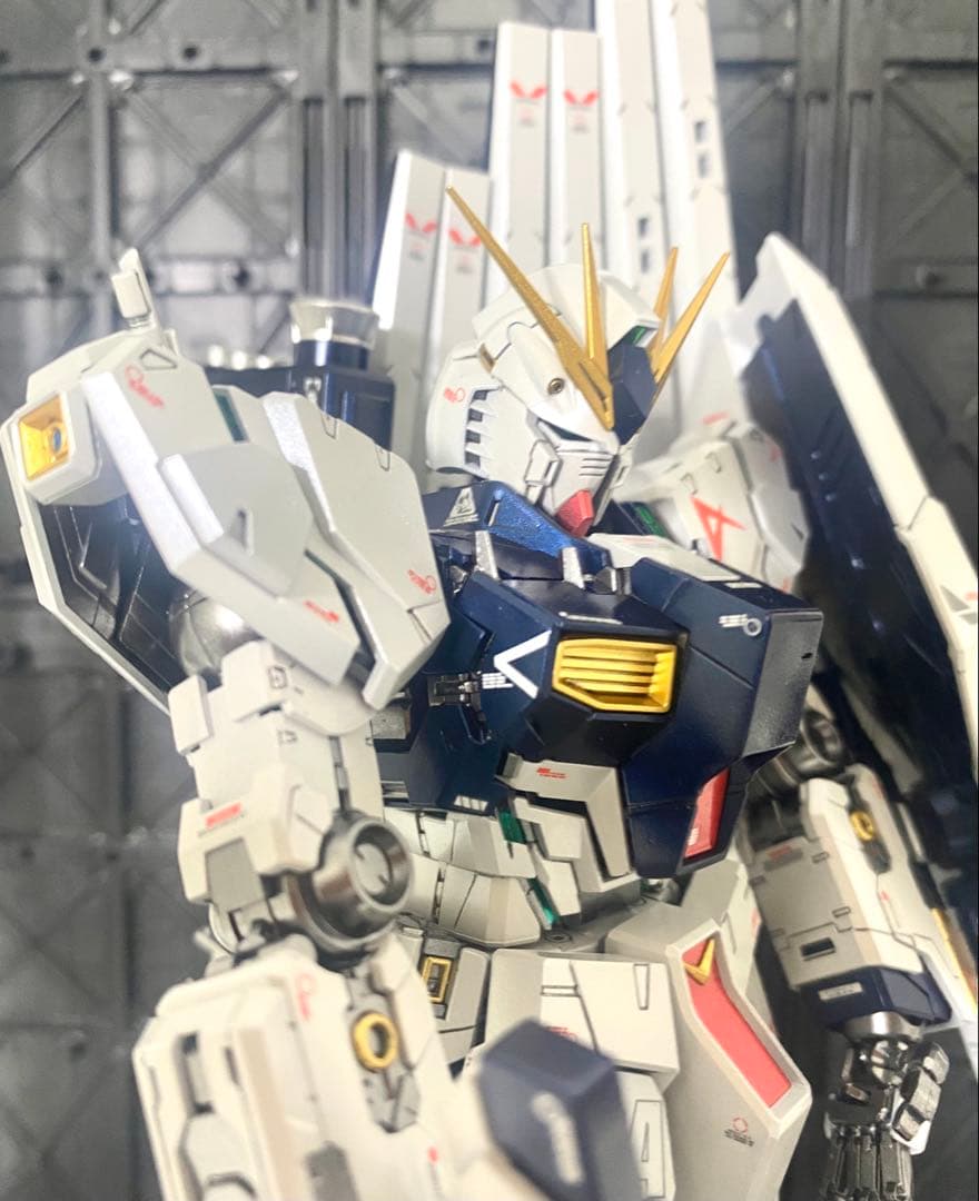 MG ニューガンダム Ver.Ka 完成品 パールメタリック　全塗装　ガンプラ