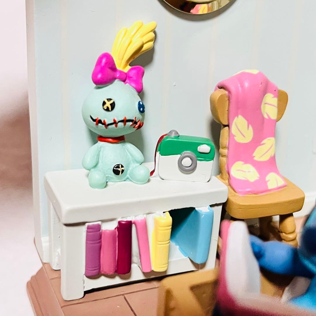 ディズニーストア　スティッチ　スクランプ　LED フィギュア