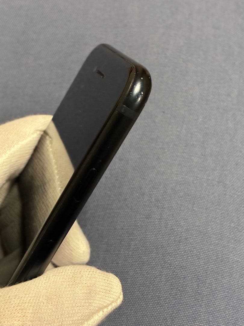 堂*大様 iPhone SE (第3世代) 128GB 本体