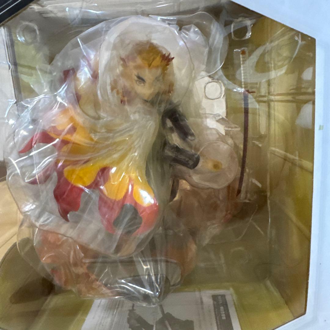 鬼滅の刃　煉獄杏寿郎　G.E.M. てのひら煉獄さん フィギュア