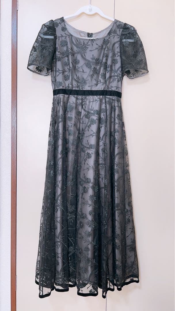 【未使用】mikuさんコラボエンブロイダリーレースドレス