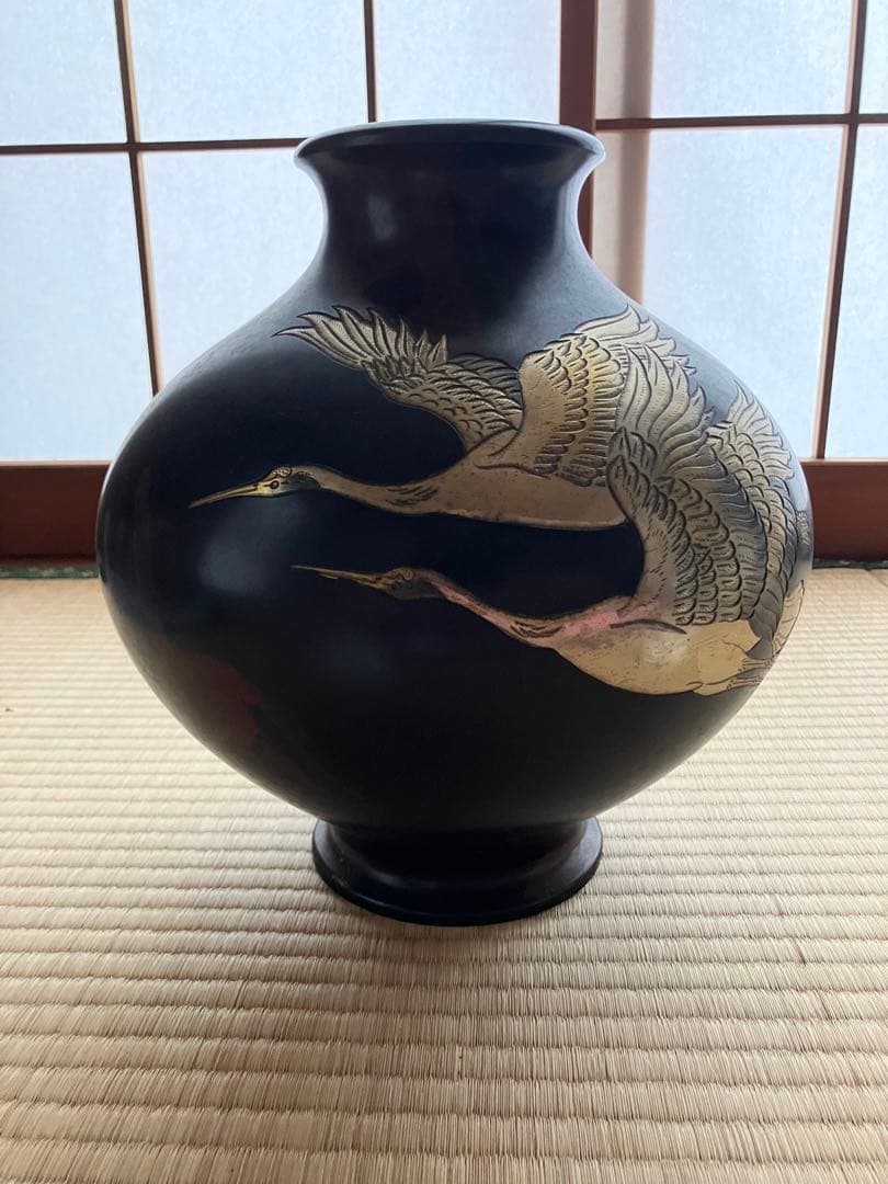 花器・花瓶・飾壺 双鶴彫金 真峰作 青銅(ブロンズ)製 高岡銅器
