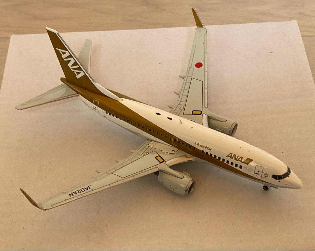 jcwings 1/200 ANA B737-700 ゴールドジェット