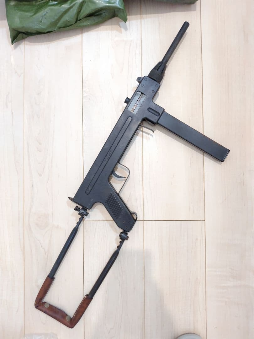 ハドソン　マドセン　モデルガン