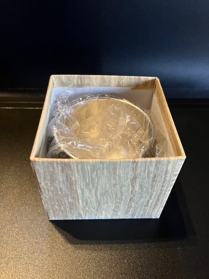 伝統工芸 手造り 『松巣堂』銅ぐい呑 いぶし銀(網手文) 打物銅器 新潟