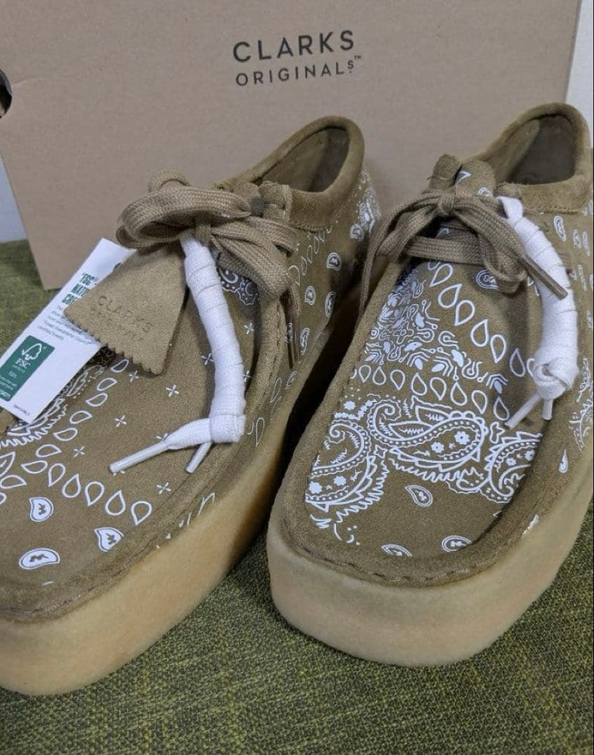 新品未使用•箱付き　CLARKS WALLABEE ワラビー ペイズリー