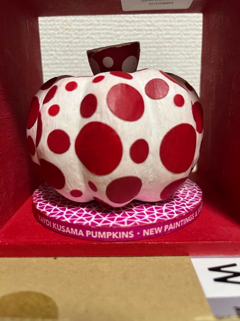 美品 草間彌生 展 かぼちゃ 展示用オブジェ Victoria Miro）村上隆