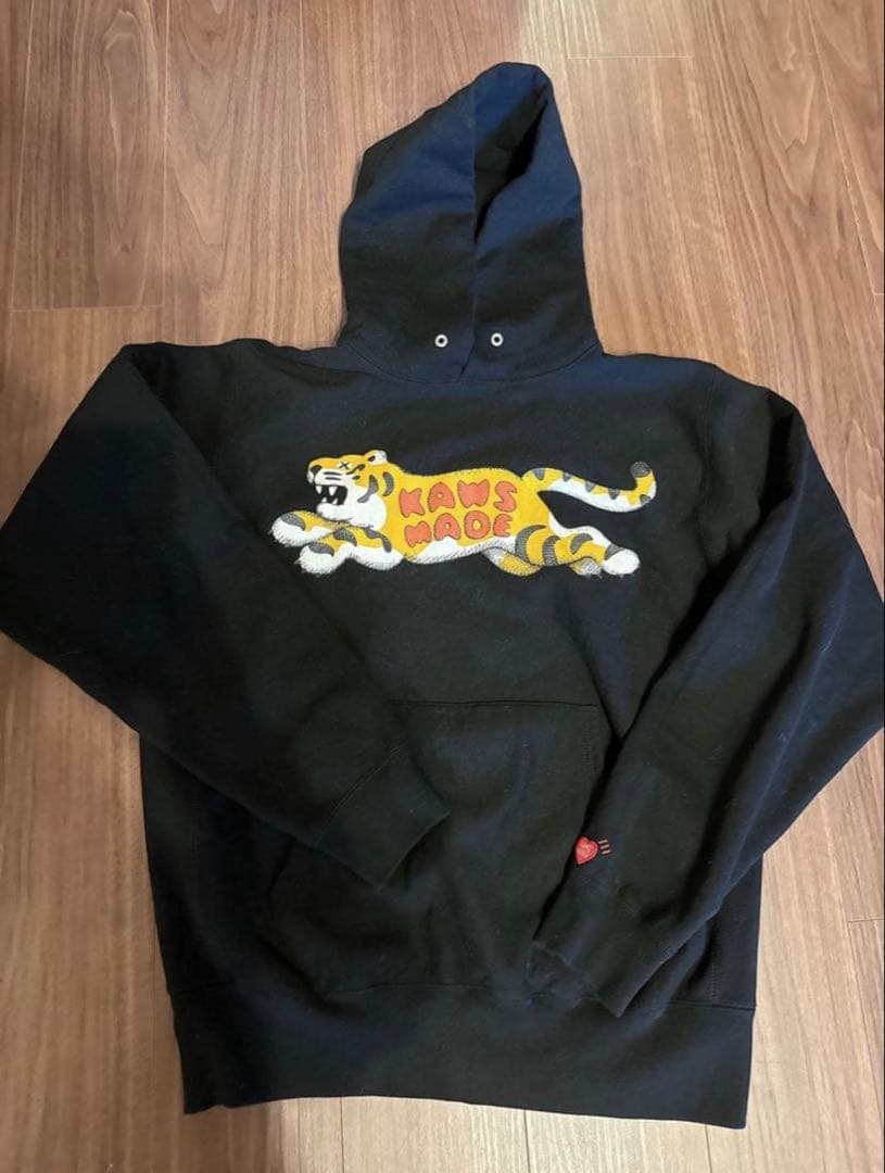 ア*ド様 Kaws Made トラ刺繍 ブラックパーカー