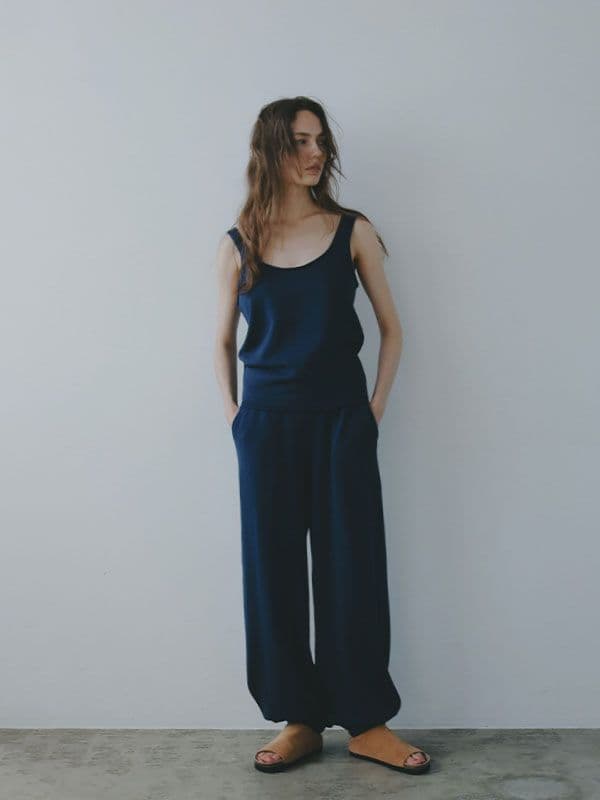 エトレトウキョウ　リリヤーンニットタンクトップ