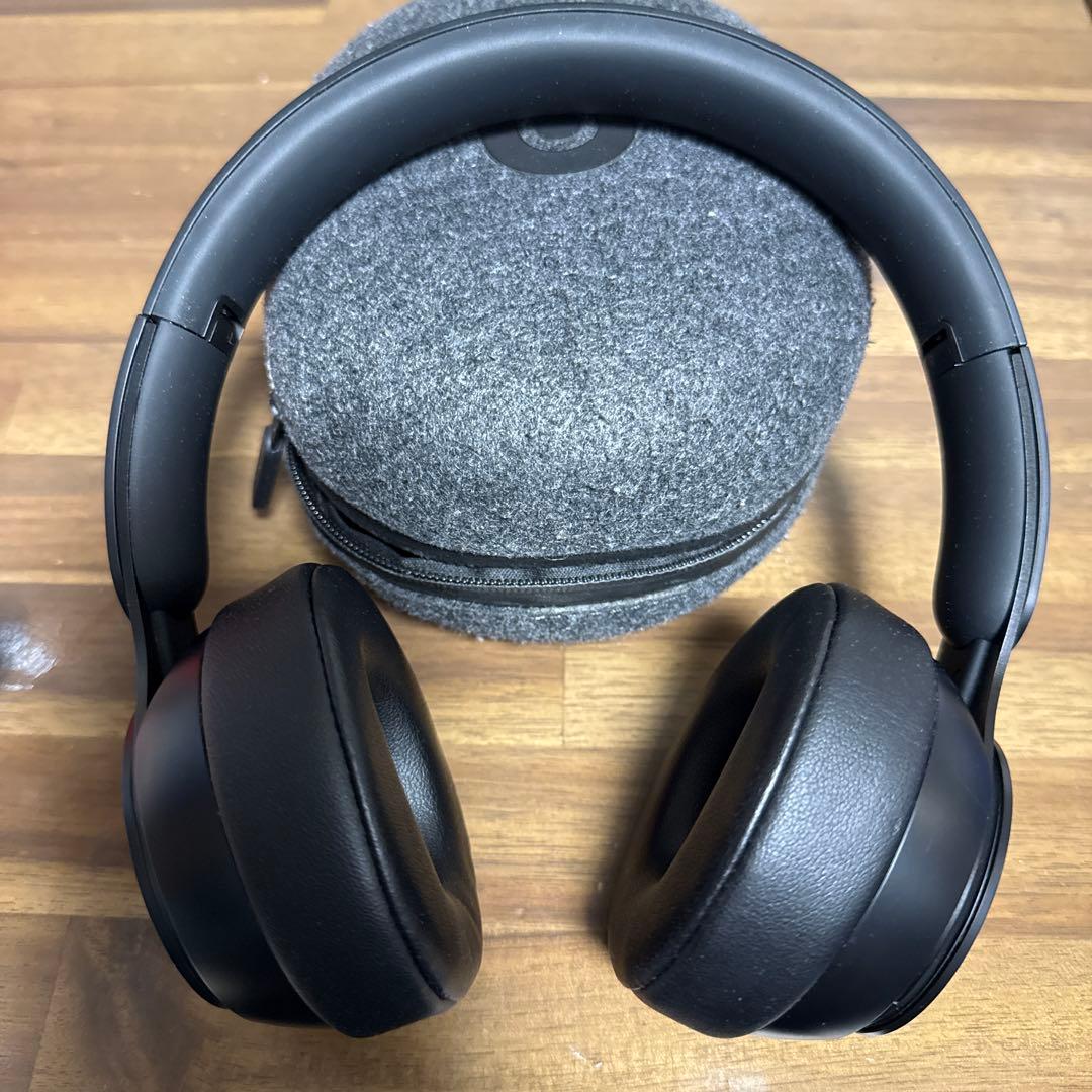 beats solo pro ワイヤレスヘッドホンブラック ケース付き