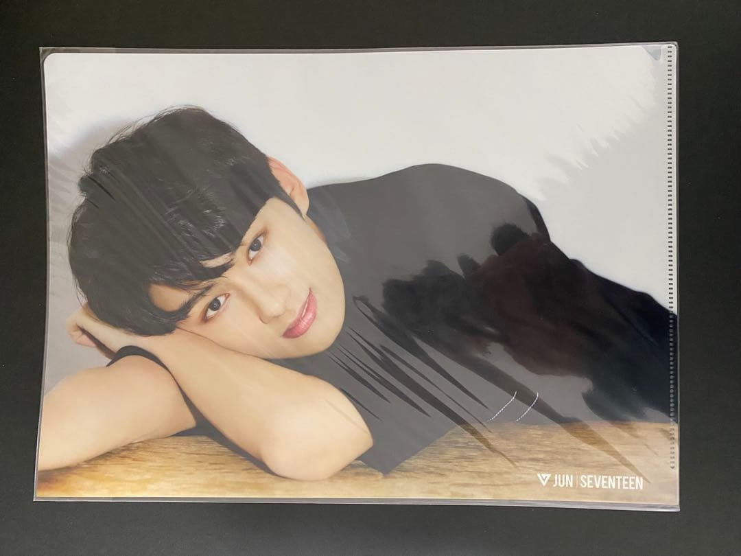 SEVENTEEN ジュン クリアファイル - メルカリ