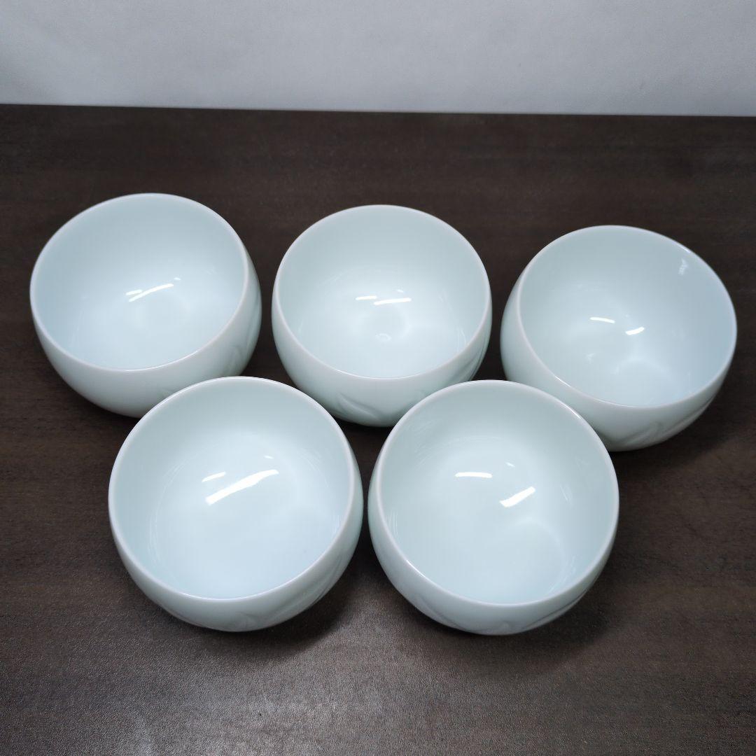 人間国宝 井上萬二 作 白磁 彫文 菓子鉢＆湯呑 三客 ＆