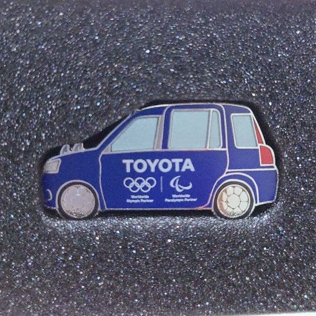 【非売品】TOYOTA 東京2020オリンピック記念ピンバッジ